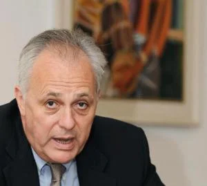 İngiltere Dışişleri Bakanı Yardımcısı istifa etti
