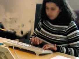 İnternet meraklısı kadına ilginç ceza