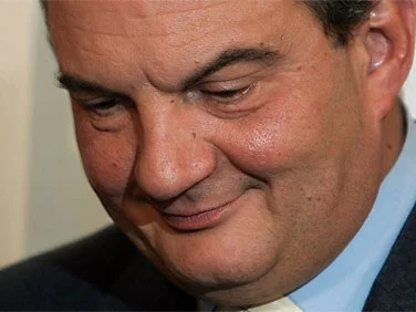Karamanlis: Kıbrıs 35 yıldır işgal altında