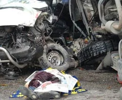 Kenya'da iki midibüs çarpıştı: 21 ölü