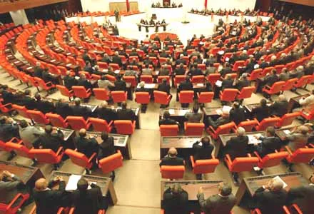 Meclis, askere sivil yargı için erken toplanacak