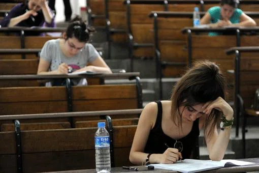 ÖSS'yi kazanamayan kızlara ikinci darbe