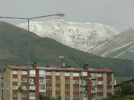 Palandöken Dağı beyaza büründü