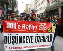 'Paşalar sermayenin neferi' demek suç değil