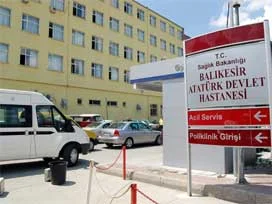 Polisten hastanede neşter operasyonu