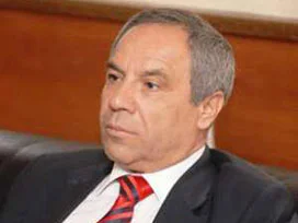 'Sarıgül istifa etmeyi unuttu mu?'