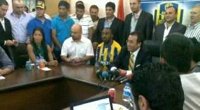 Vassell resmen Ankaragücü'nde
