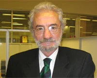 Vedat Okyar yoğun bakımda