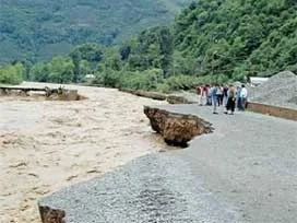 Yağmur Karadeniz Otoyolu'nu da vurdu