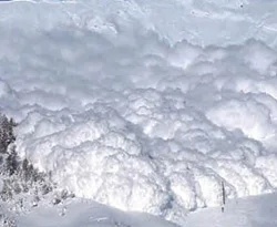 Yeni Zelanda'da çığ düştü: 1 ölü