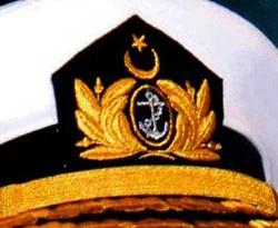 71 subay ve karşısına düşülen notlar