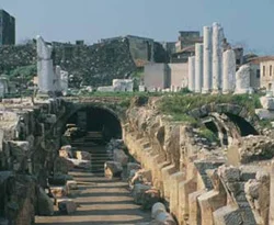 Antik Agora'da Kazı Çalışması
