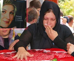 Arzu Erbaş Çakmakçı toprağa verildi