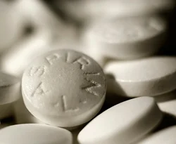 Aspirin, bağırsak kanserinden de koruyor