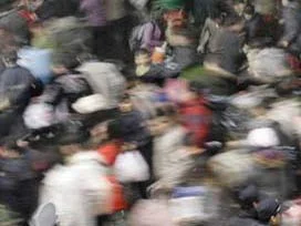 Bedava ayakkabı izdihama yol açtı