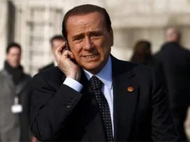 Berlusconi'den villası için 3 sipariş