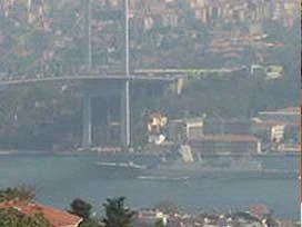 Boğazda resmi geçit töreni