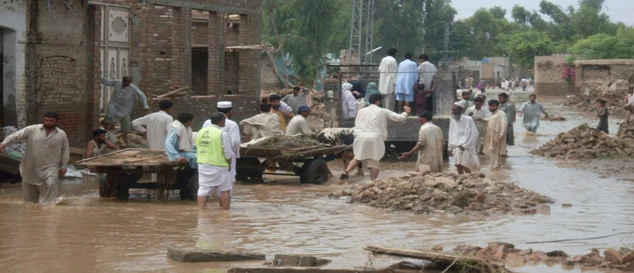 Cansuyu, Pakistanlı mültecileri güldürdü