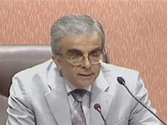 Cumhuriyet ile Vakit birbirine girdi