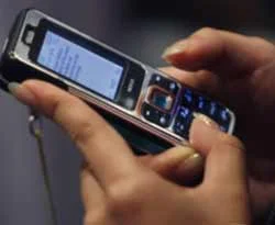 Diş hekimleri SMS'ten şikayetçi