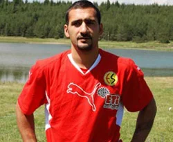 ES ES taraftarı Karan'dan gol bekliyor