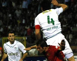 Gol düellosu Es-Es'in