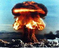 İlk atom bombasının atılışının 64. yılı