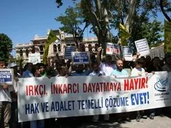 İstanbul da 'Başörtüsüne Özgürlük' dedi