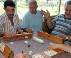 Kahveciler isyanları oynuyor
