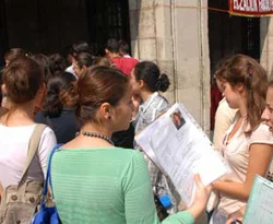 Konya'da üniversitelilere kayıt hizmeti
