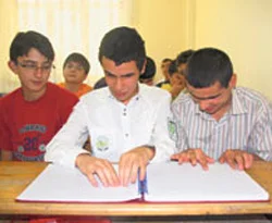 Kur'an-ı Kerim'i Gönül Gözüyle Okuyorlar