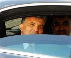 Kürt şehit annesiyle Gül'ün ilginç diyaloğu