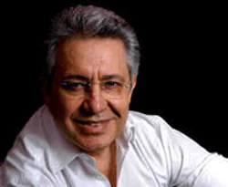 Livaneli: Hangisi sağ hangisi sol?