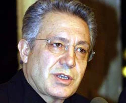 Livaneli:''Hükümetin Kürt açılımı doğru adım''