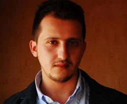 'Modernizm için şiir büyük bir kabahattir'
