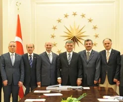 MÜSİAD Cumhurbaşkanı Gül'ü ziyaret etti