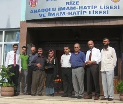 MÜSİAD'dan ÖSS'de Türkiye 2. si Zahide Keskin'e ödül