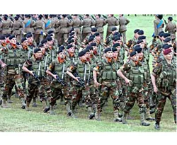 NATO 20 bin asker daha talep etti