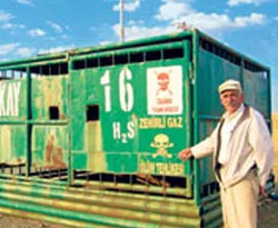 Petrol köylülerin hayatını kararttı