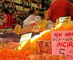 Ramazan'da daha fazla harcıyoruz