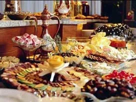 Ramazan'da gösterişli sofralardan kaçının