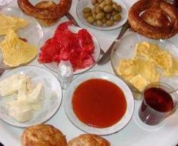 Sahur'da en uygun yemek kahvaltılık