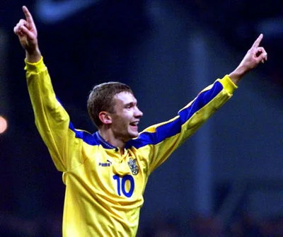 Shevchenko ilk göz ağrısı Dinamo Kiev'de