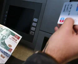 10 TL çekimde 4 TL ücret