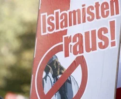 3 yaşındaki torununun gözü önünde öldürdüler
