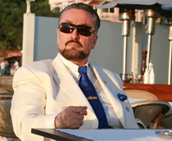 Adnan Oktar'dan Serdar Saçan iddiası