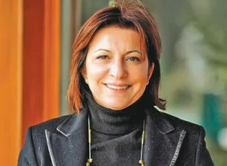 Ak Parti'nin başkan adayı gözaltında