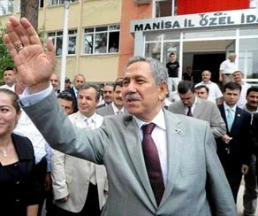 Arınç açıldı A.A. kapattı