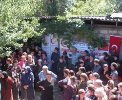 Çeçen mültecilere Ramazan yardımı