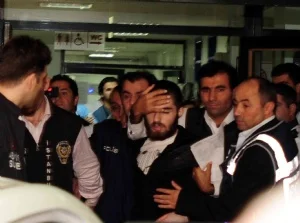 Cem Garipoğlu si nir krizi geçirdi
